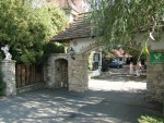 GOŚCINNA ZAGRODA ,,U LIPIŃSKICH" W PRZYSIECZY