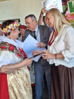 Wojew&oacute;dzki Konkurs Zespoł&oacute;w Śpiewaczych i Biesiadnych podczas tegorocznej Wiosny Kwiat&oacute;w przeszedł do historii jako wyjątkowe święto muzyki, tradycji i wsp&oacute;lnej radości!